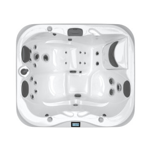 Jacuzzi® J-315™ HOT TUB