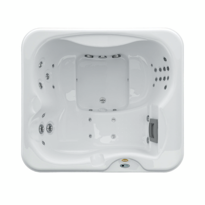 Jacuzzi® Lodge S™ Hot Tub