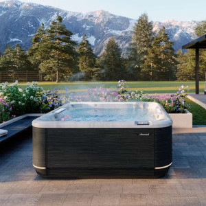 Jacuzzi® J508L™ HOT TUB
