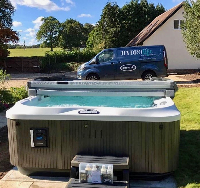 44699220 417550215443689 114652614368428032 O 2 Hydrolife Jacuzzi® Hot Tub Installation Team