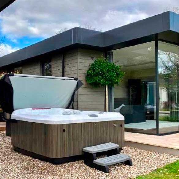 Jacuzzi®J-480 Jacuzzi®J-480