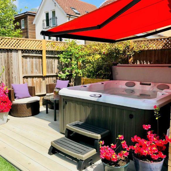 Jacuzzi®J-225 Jacuzzi®J-225