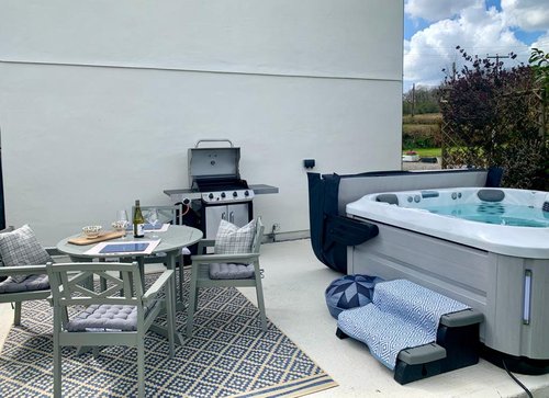 Hyrolife Customer Garden 1 Image